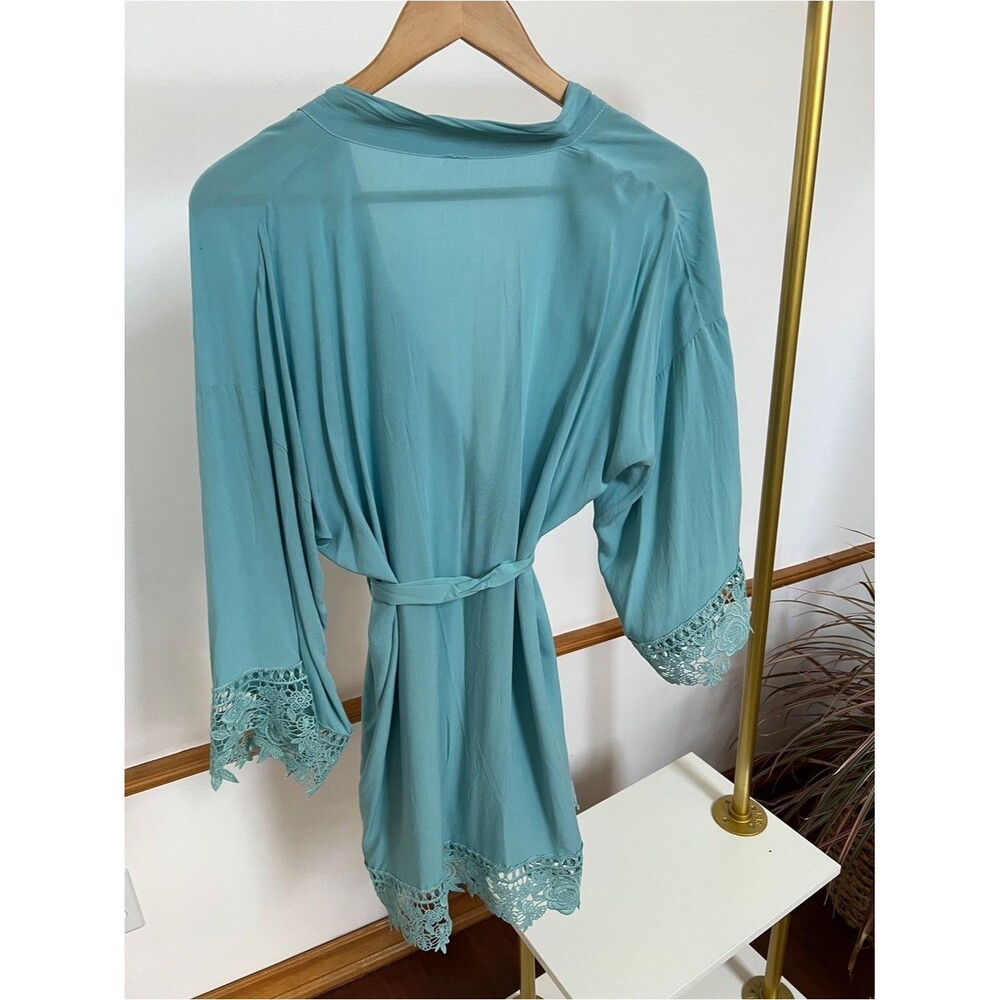 Source Unknown Light Blue Lace-Trim Kimono Robe, Bridal Robe - Picture 5 of 6